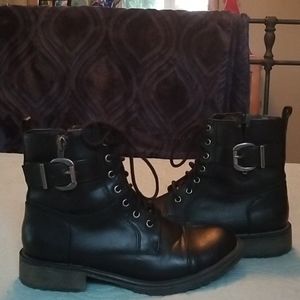 Girls boots size 3